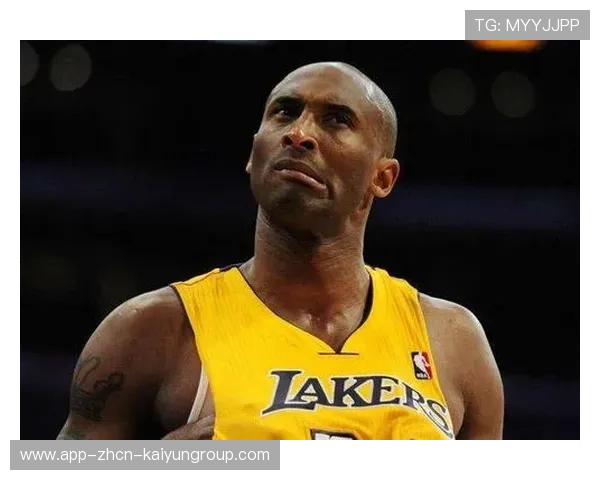 76人转移球形成多点进攻让对手疲于防守